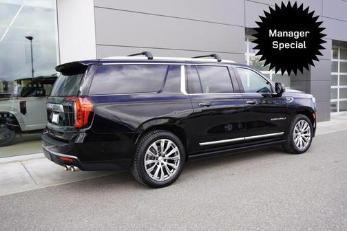 Onyx Black 2023 GMC Yukon XL Denali