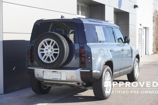 2025 Land Rover Defender 110 P300