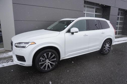 2023 Volvo XC90 B5 Core