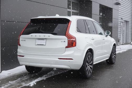 2023 Volvo XC90 B5 Core