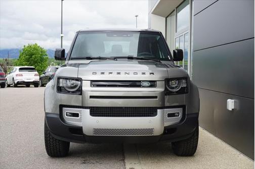 2025 Land Rover Defender 90 P300 S