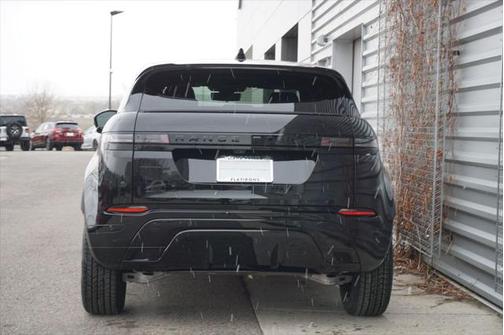 2026 Land Rover Range Rover Evoque Dynamic SE