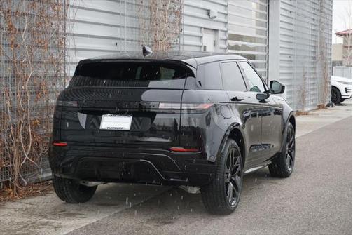 2026 Land Rover Range Rover Evoque Dynamic SE