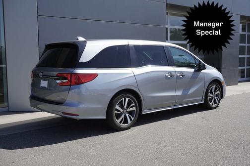 Silver Metallic 2023 Honda Odyssey Touring
