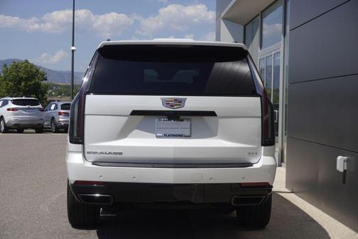 2025 Cadillac Escalade Sport Platinum