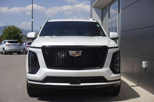 2025 Cadillac Escalade Sport Platinum