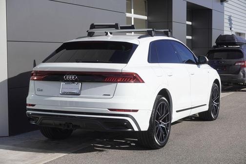2021 Audi Q8 55 Premium Plus