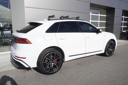 2021 Audi Q8 55 Premium Plus