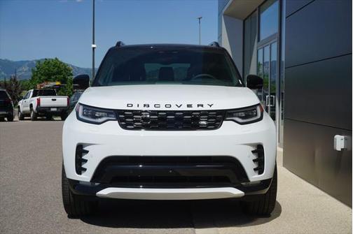 2025 Land Rover Discovery P300 Dynamic SE