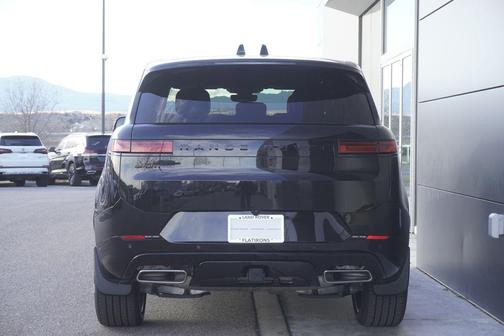 2025 Land Rover Range Rover Sport SE