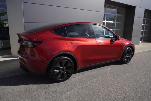 2025 Tesla Model Y Long Range Dual Motor All-Wheel Drive