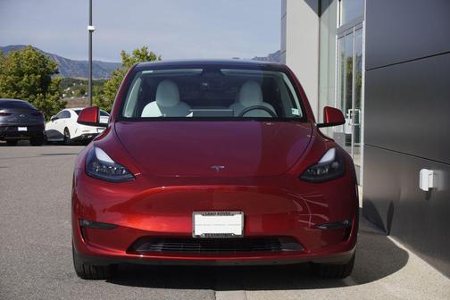 2025 Tesla Model Y Long Range Dual Motor All-Wheel Drive