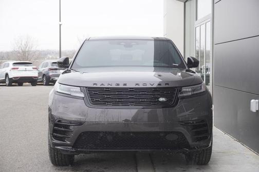 2026 Land Rover Range Rover Velar P250 SE R-Dynamic