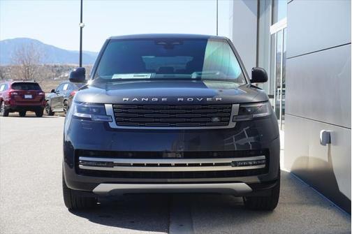 2025 Land Rover Range Rover P530 SE 7 Seat