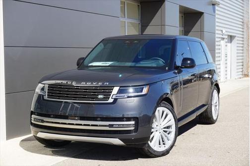 2025 Land Rover Range Rover P530 SE 7 Seat