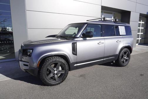 2020 Land Rover Defender 110 SE