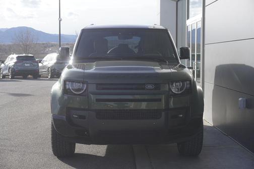 2026 Land Rover Defender P400 X-Dynamic SE