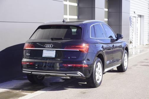 2022 Audi Q5 40 Premium