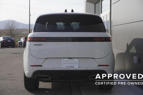 2024 Land Rover Range Rover Sport SE