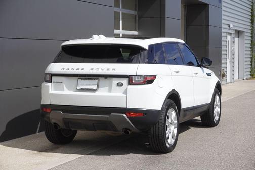 2017 Land Rover Range Rover Evoque SE