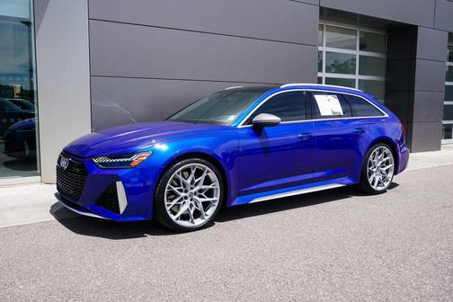 Ultra Blue Metallic 2022 Audi RS 6 Avant 4.0T