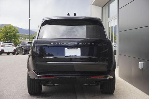2025 Land Rover Range Rover P400 SE
