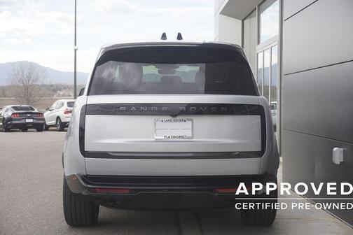 2024 Land Rover Range Rover P400 SE