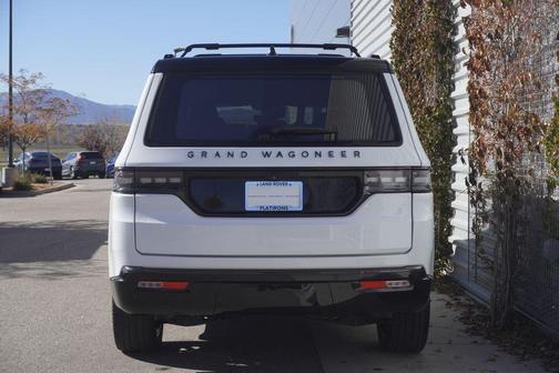 2024 Jeep Grand Wagoneer Series III Obsidian 4x4