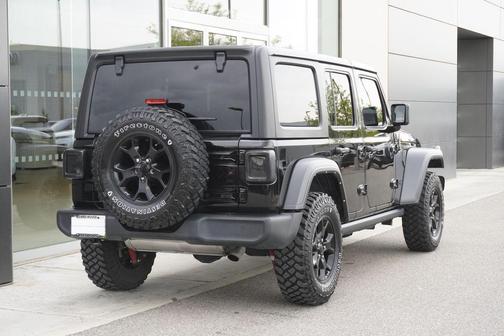 Black Clearcoat 2022 Jeep Wrangler Willys