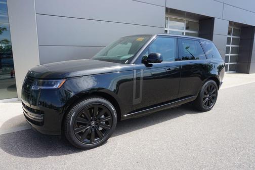 2025 Land Rover Range Rover P550e SE