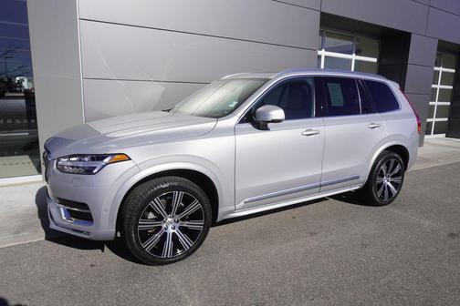2023 Volvo XC90 B6 Ultimate 7-Seater