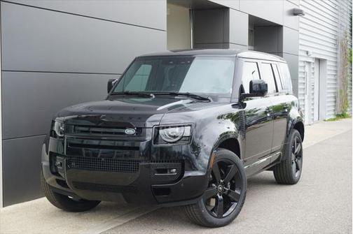 2025 Land Rover Defender 110 V8
