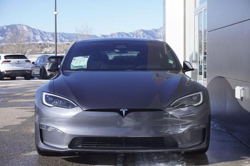 2022 Tesla Model S Base