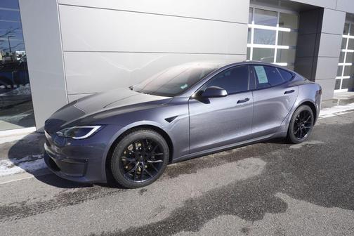 2022 Tesla Model S Base