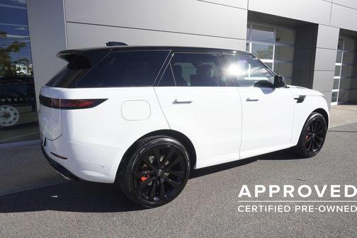 2024 Land Rover Range Rover Sport SE
