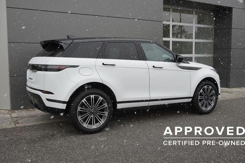 Fuji White 2026 Land Rover Range Rover Evoque S