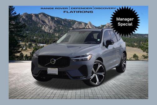 2023 Volvo XC60 B6 Ultimate Dark Theme