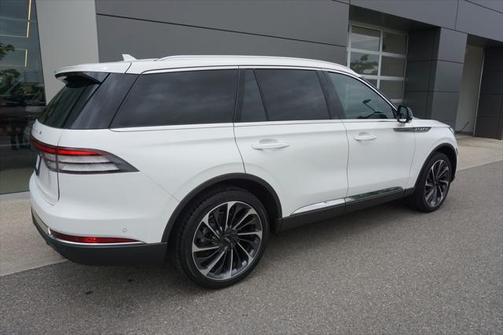 2023 Lincoln Aviator Reserve AWD
