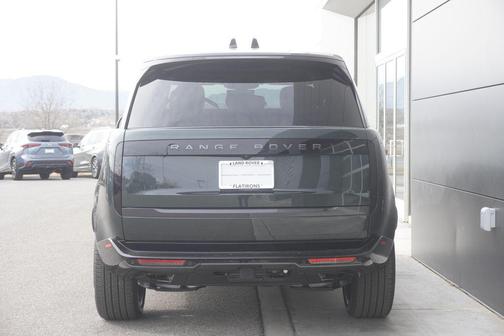 2026 Land Rover Range Rover P400 SE