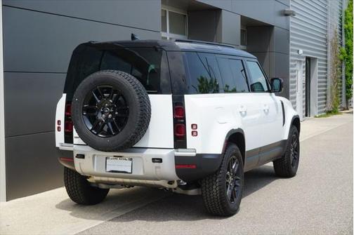 2025 Land Rover Defender 110 P300