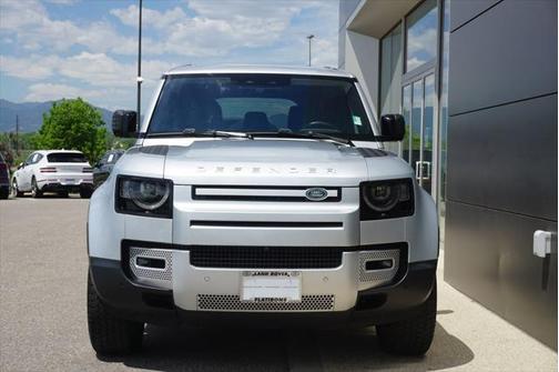 2020 Land Rover Defender 110 SE