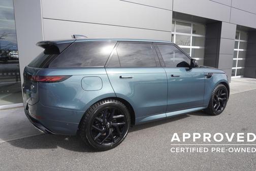 2023 Land Rover Range Rover Sport SE