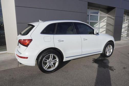 2017 Audi Q5 2.0T Premium Plus