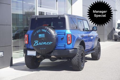 Velocity Blue Metallic 2022 Ford Bronco Wildtrak