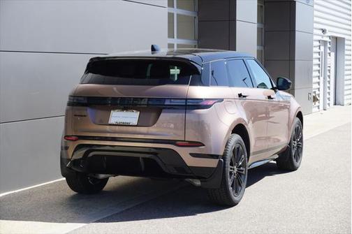 2026 Land Rover Range Rover Evoque Dynamic SE