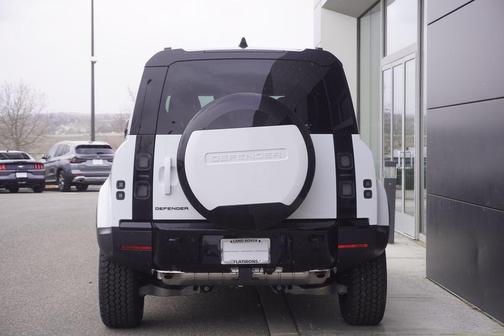 2026 Land Rover Defender P300 S