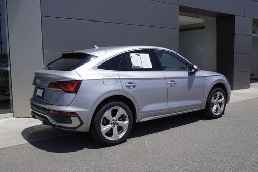 Florett Silver Metallic 2023 Audi Q5 45 S line Premium