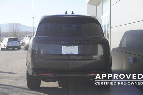 2025 Land Rover Range Rover P530 SE 7 Seat