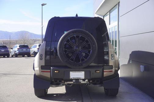 2026 Land Rover Defender P635 OCTA