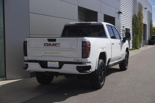 2024 GMC Sierra 2500 AT4